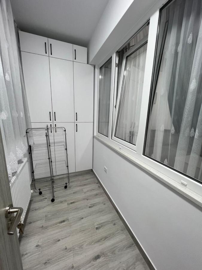 Sunny Accommodation Suceava Esterno foto