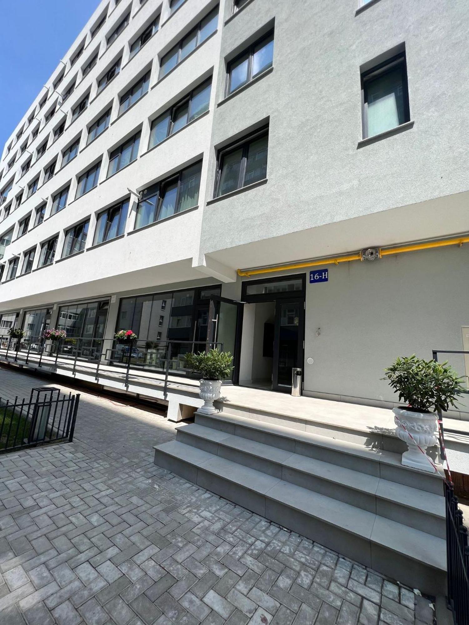 Sunny Accommodation Suceava Esterno foto